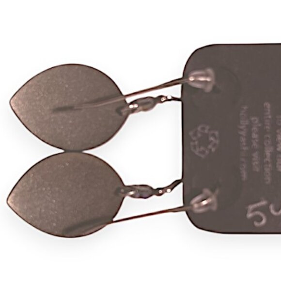 Holly Yashi Fun Nature Inspired Earrings - Picture 3 of 3